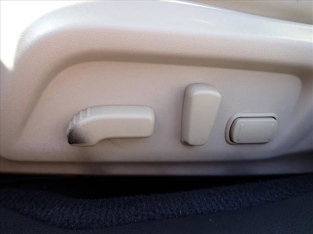 Used 2016 Subaru Outback 3.6R Limited image 14