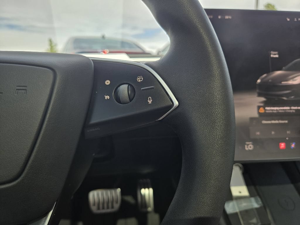 Used 2025 Tesla Model 3 Performance AWD/4WD image 19