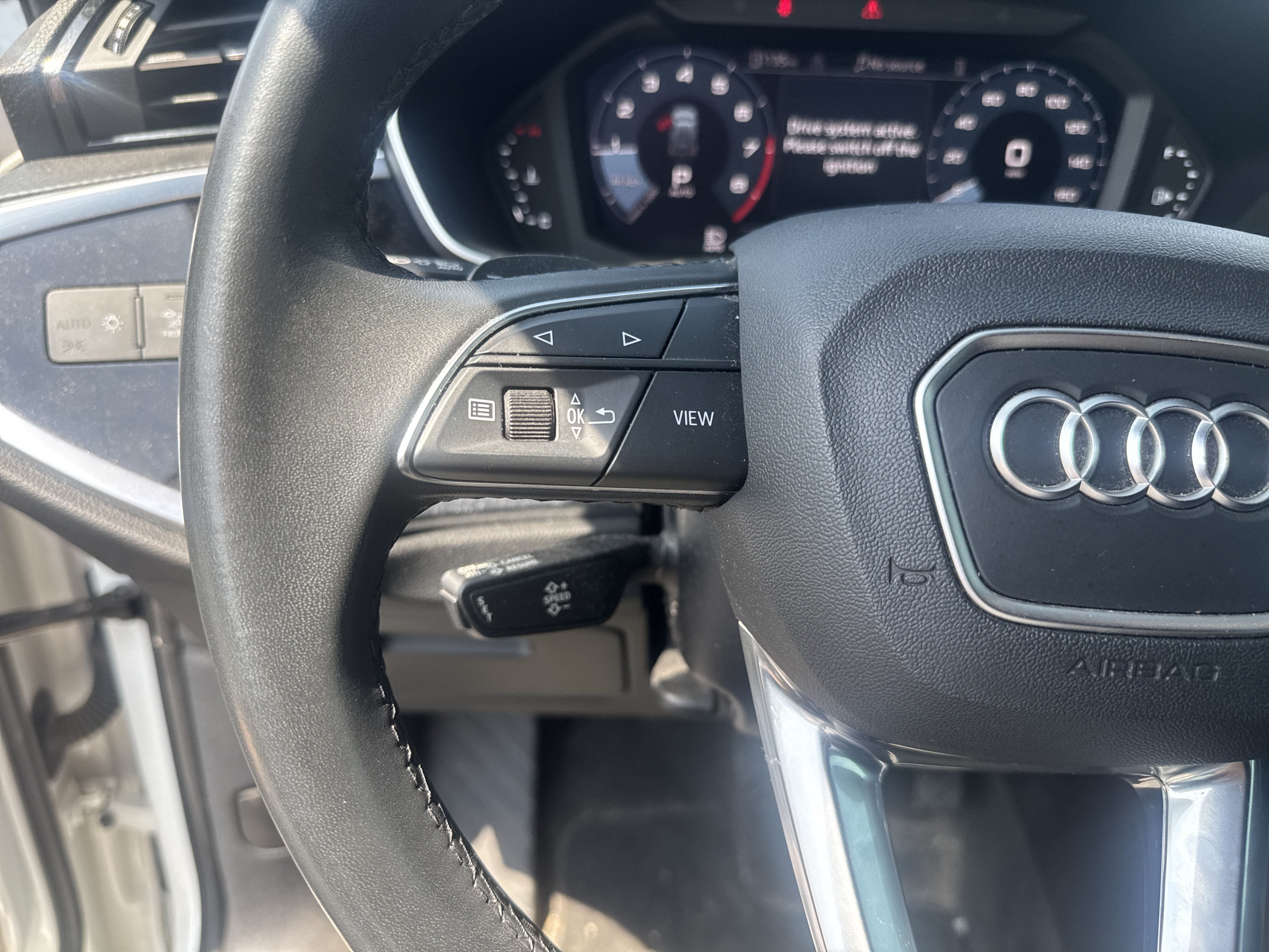 Used 2023 Audi Q3 2.0T Premium AWD/4WD image 18