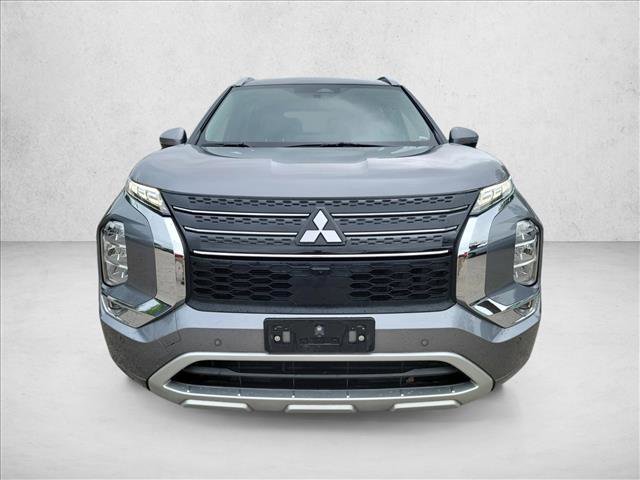 Used 2024 Mitsubishi Outlander SEL image 1