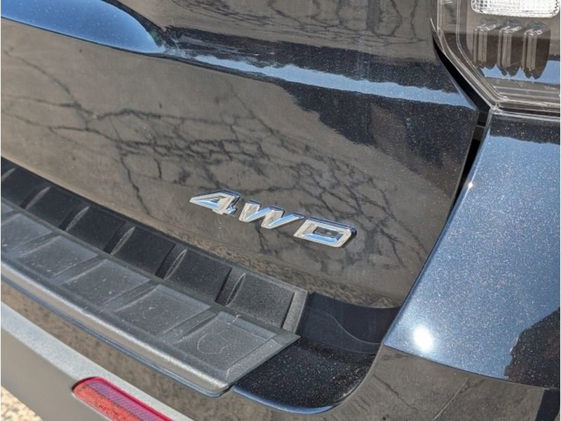 Used 2025 Ford Explorer ST-Line w/ ST-Line Street Pack image 7