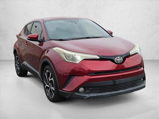 Used 2018 Toyota C-HR XLE FWD image 3