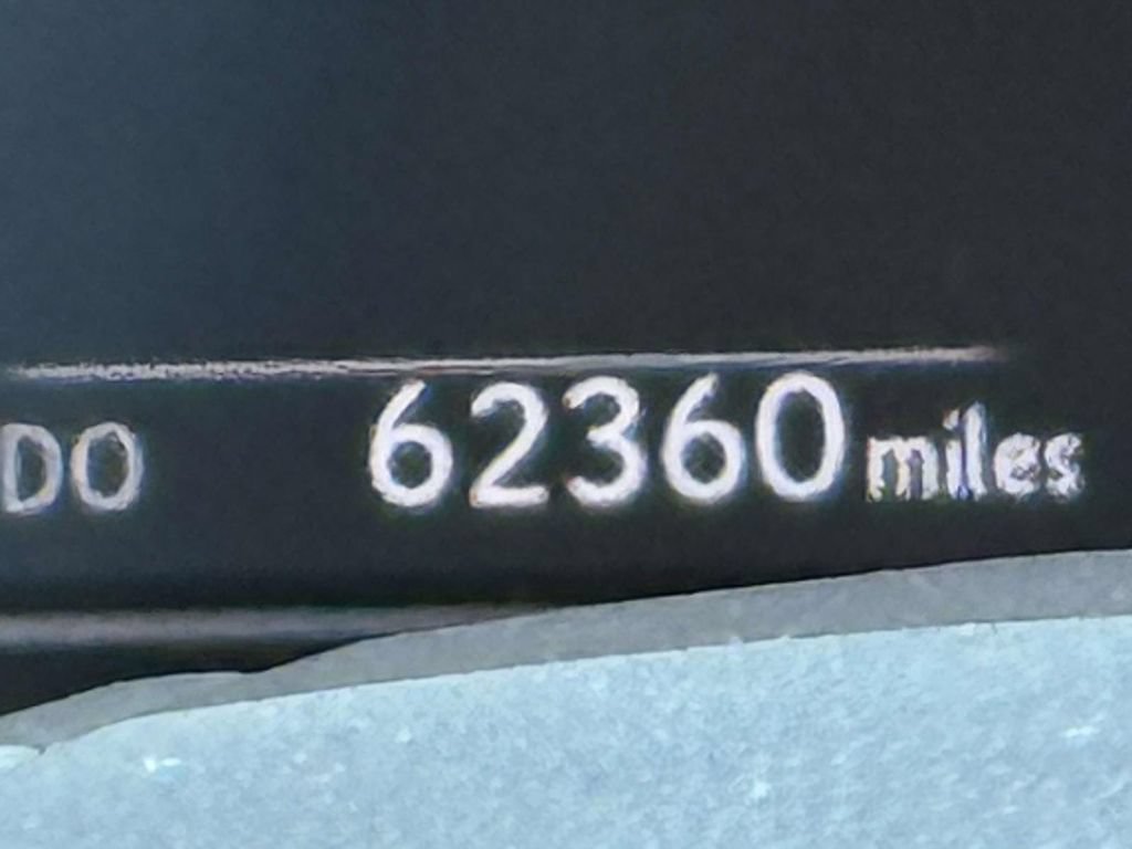 Used 2022 Lexus ES 350 w/ Luxury Package FWD image 21