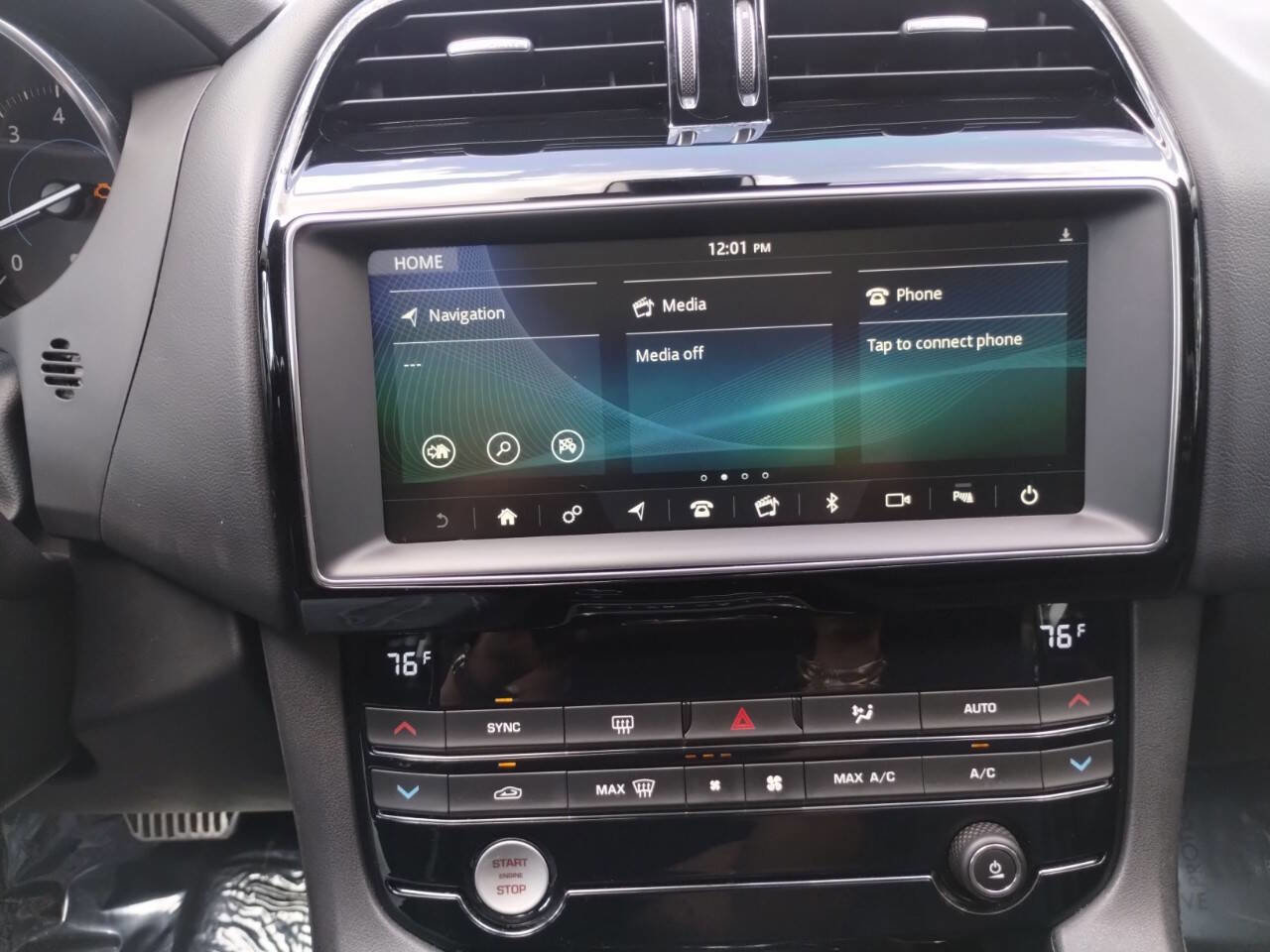 Used 2019 Jaguar F-PACE Premium AWD/4WD image 38