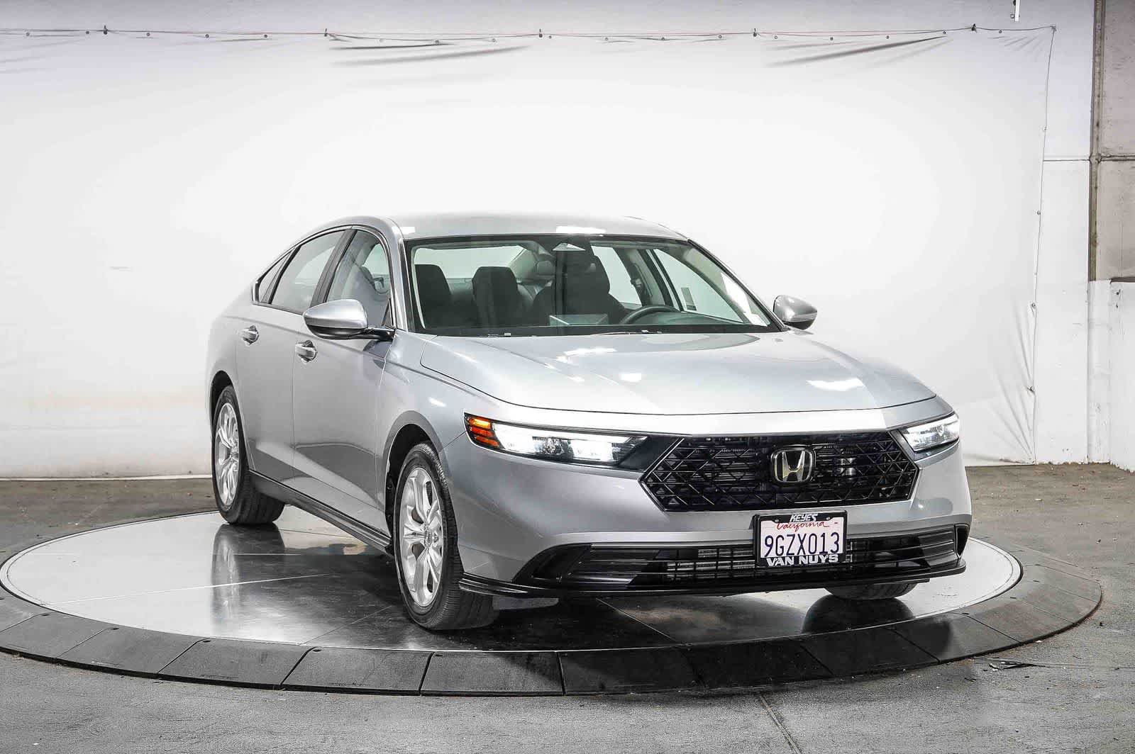 Used 2023 Honda Accord LX image 5