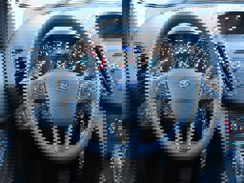 Used 2018 Ford Escape SE image 20