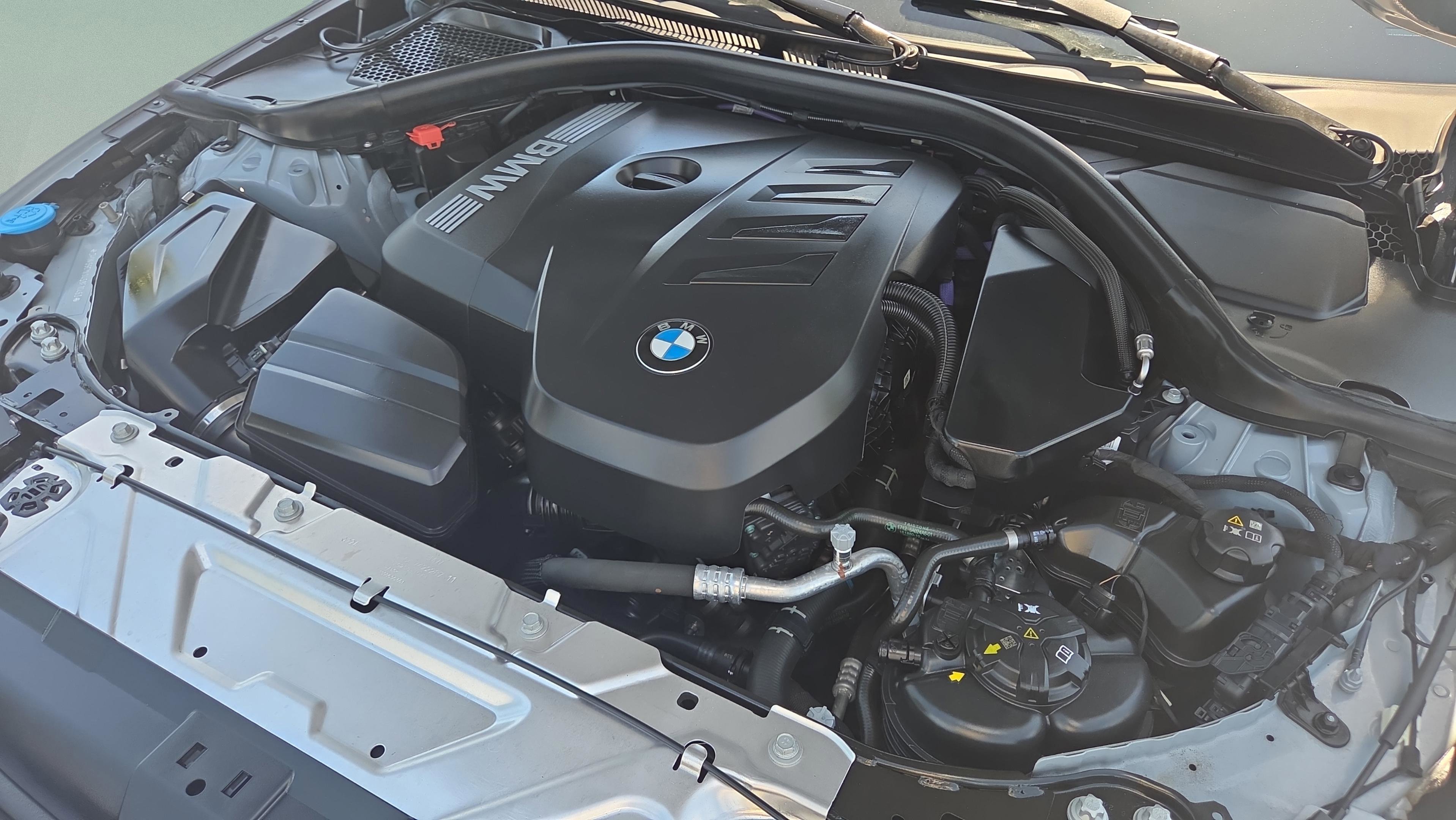 Certified 2025 BMW 330i Sedan RWD image 24
