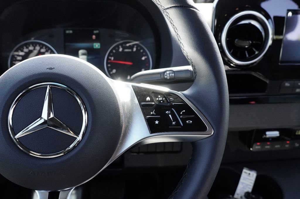 New 2025 Mercedes-Benz Sprinter 2500 image 28