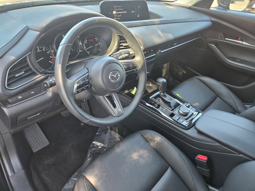 Used 2025 MAZDA CX-30 AWD 2.5 S w/ Select Sport Pkg image 12