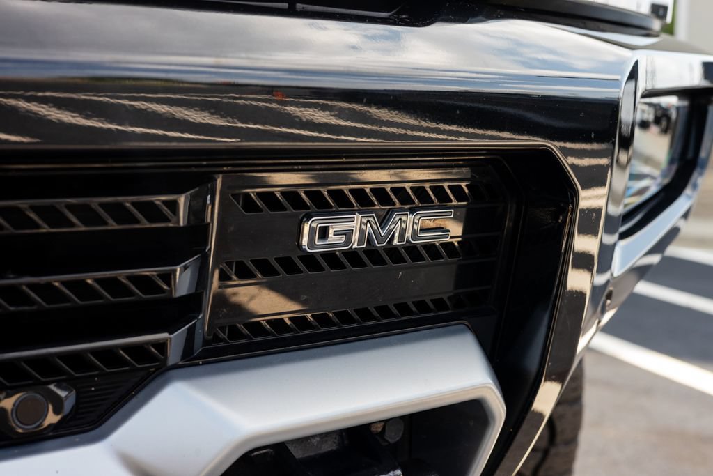 Used 2025 GMC Hummer EV 2X w/ Extreme Off-Road Package AWD/4WD image 9