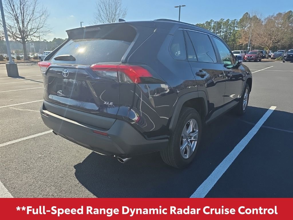 Used 2022 Toyota RAV4 XLE image 10