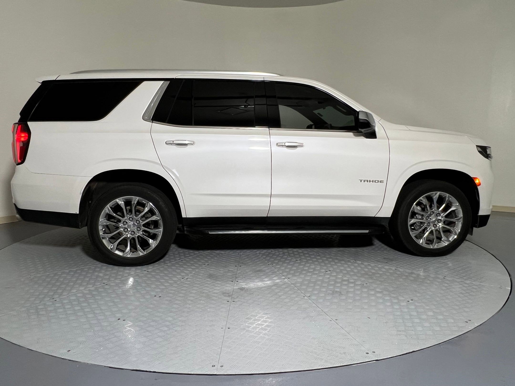 Used 2022 Chevrolet Tahoe Premier image 8