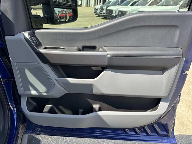 New 2026 Ford F250 XLT w/ FX4 Off-Road Package image 16