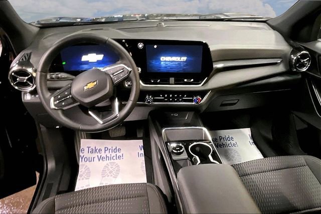 Used 2026 Chevrolet Equinox LT image 7