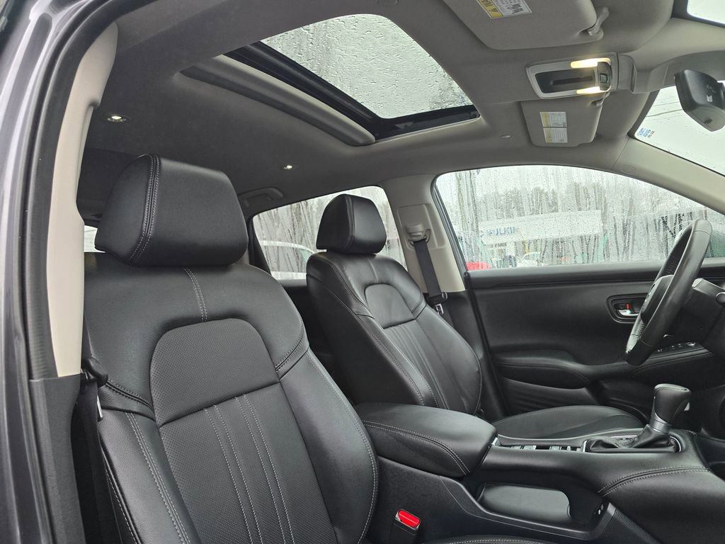 Used 2024 Honda HR-V EX-L image 12