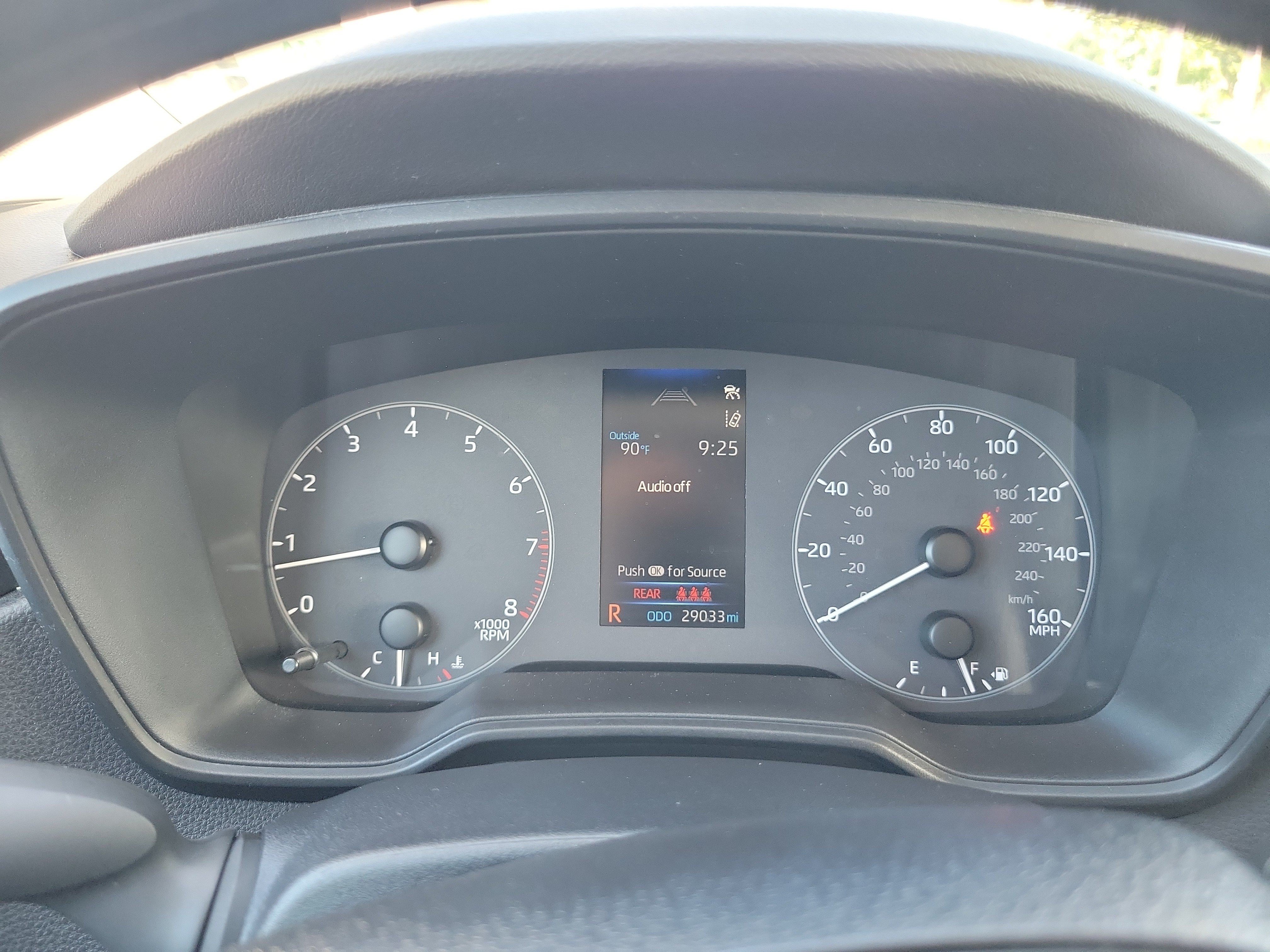 Used 2024 Toyota Corolla LE FWD image 31