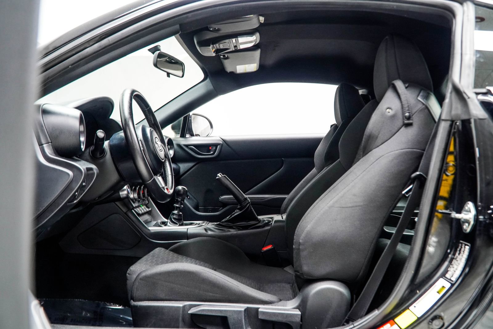 Used 2022 Toyota GR86 image 35