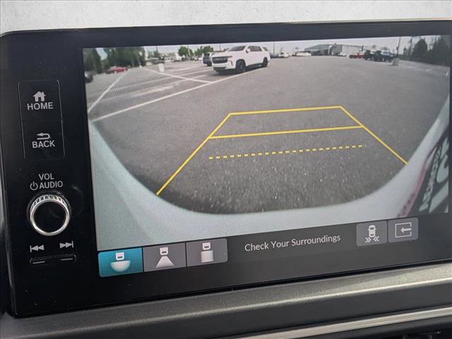 Certified 2025 Honda Pilot Touring image 13