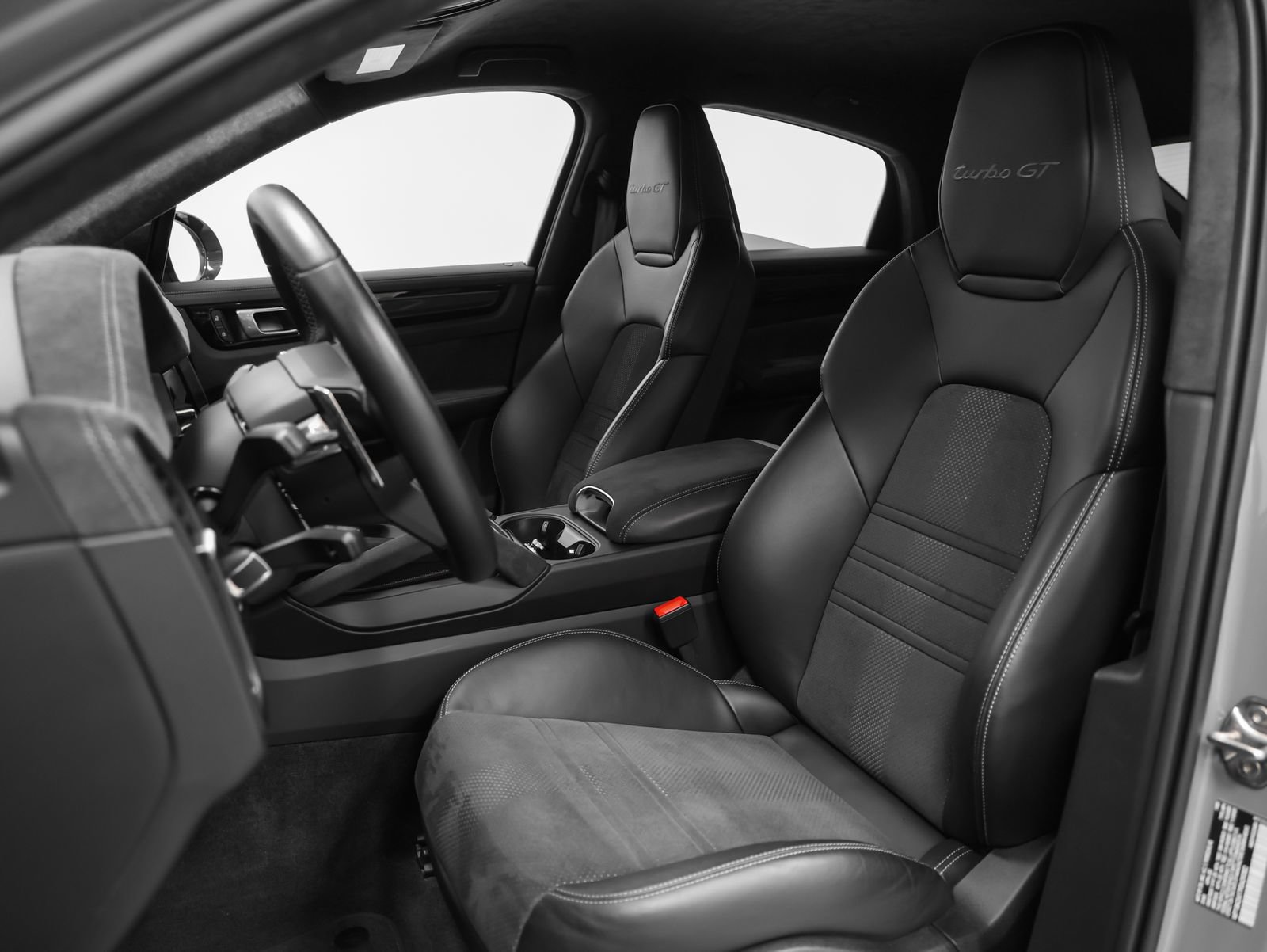 Used 2023 Porsche Cayenne Turbo GT AWD/4WD image 5