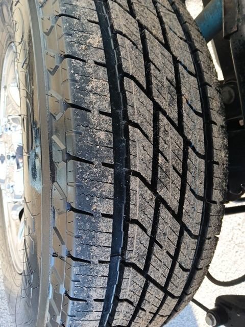 Used 2024 RAM 2500 Tradesman w/ Chrome Appearance Group image 16