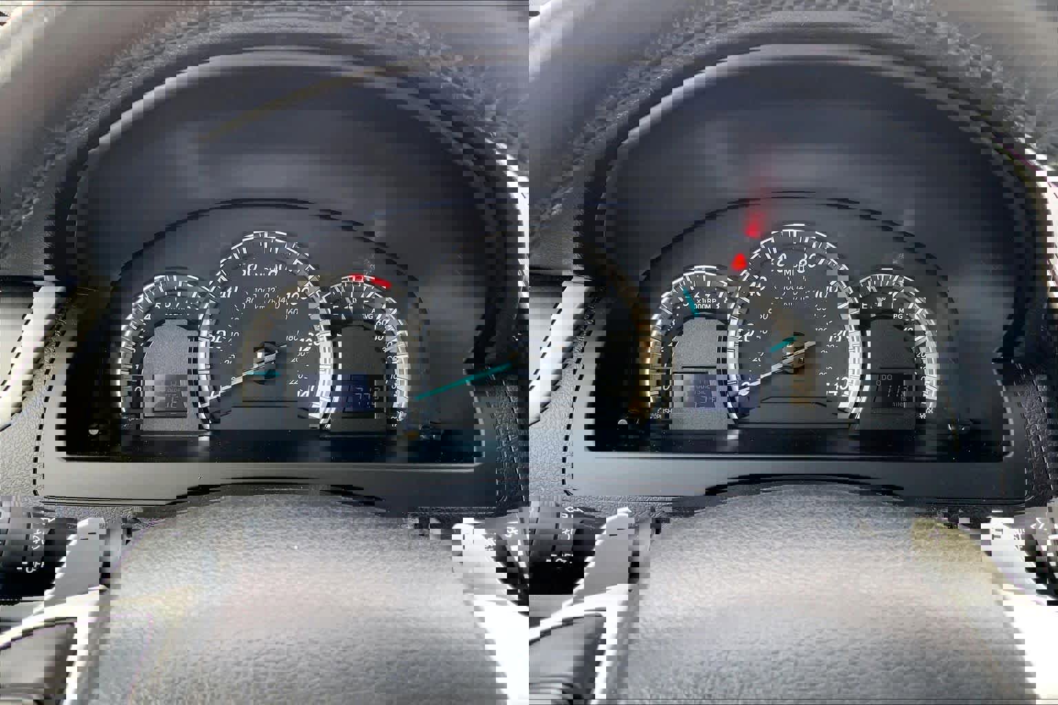 Used 2014 Toyota Camry SE w/ Fleet Convenience Package image 26