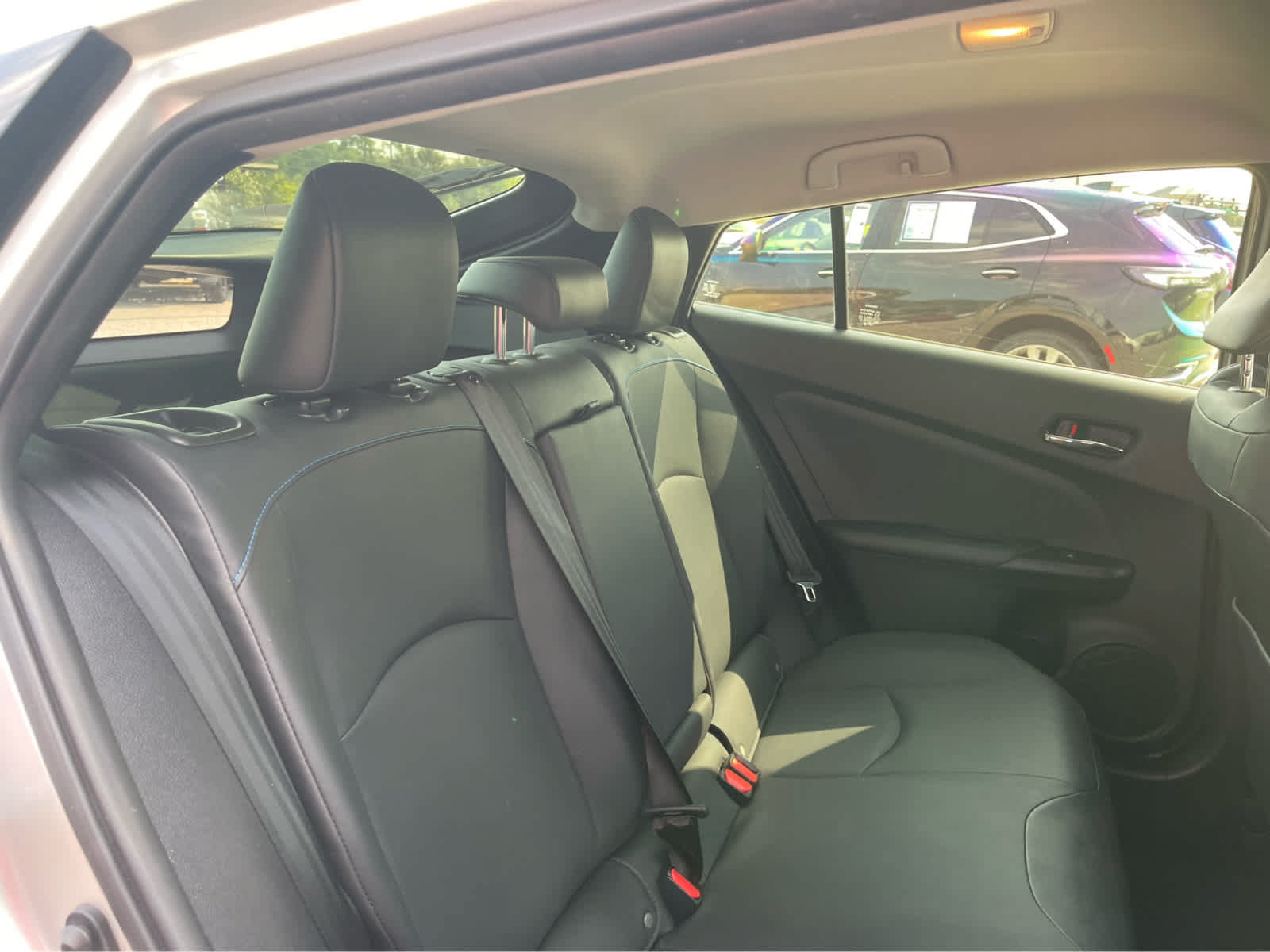 Used 2017 Toyota Prius Four Touring w/ Appearance Package FWD image 24