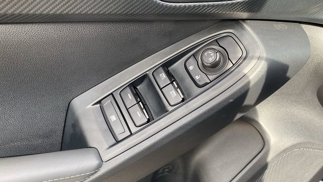 Certified 2025 Subaru Crosstrek 2.0i Premium image 16