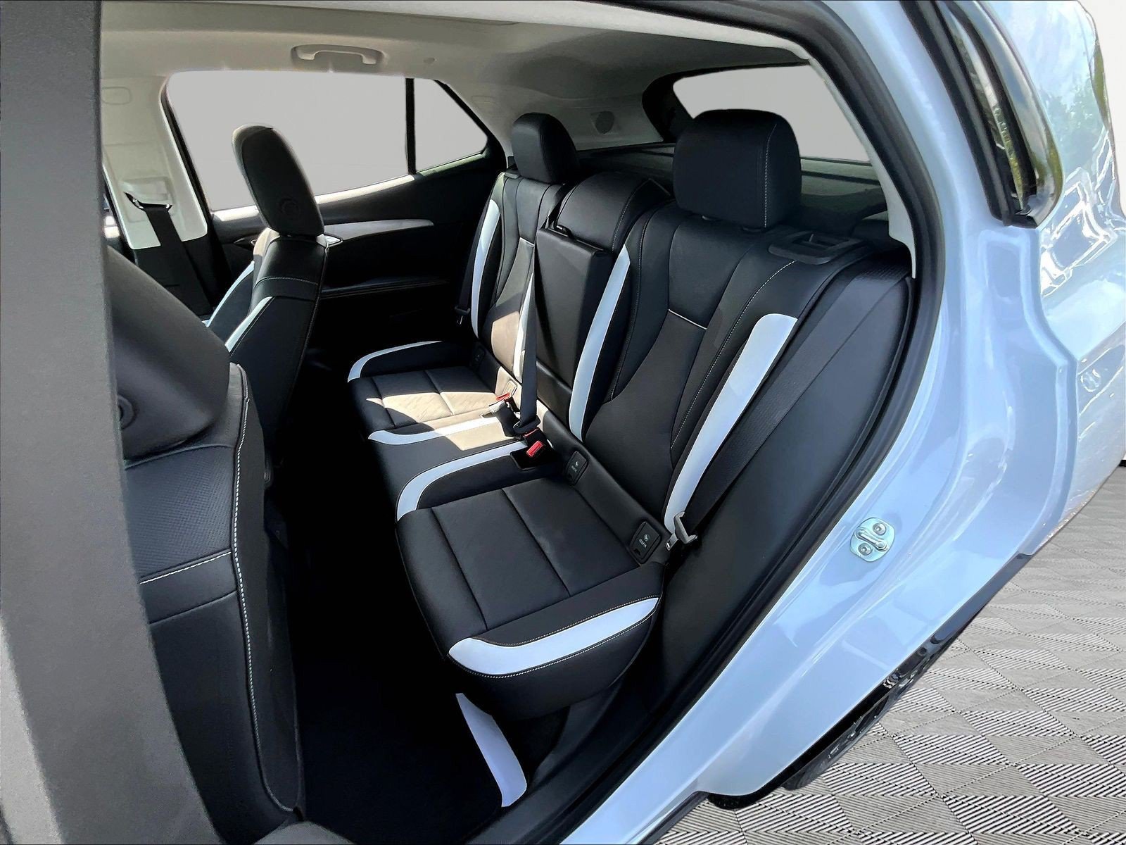 New 2026 Buick Envision Sport Touring AWD/4WD image 18