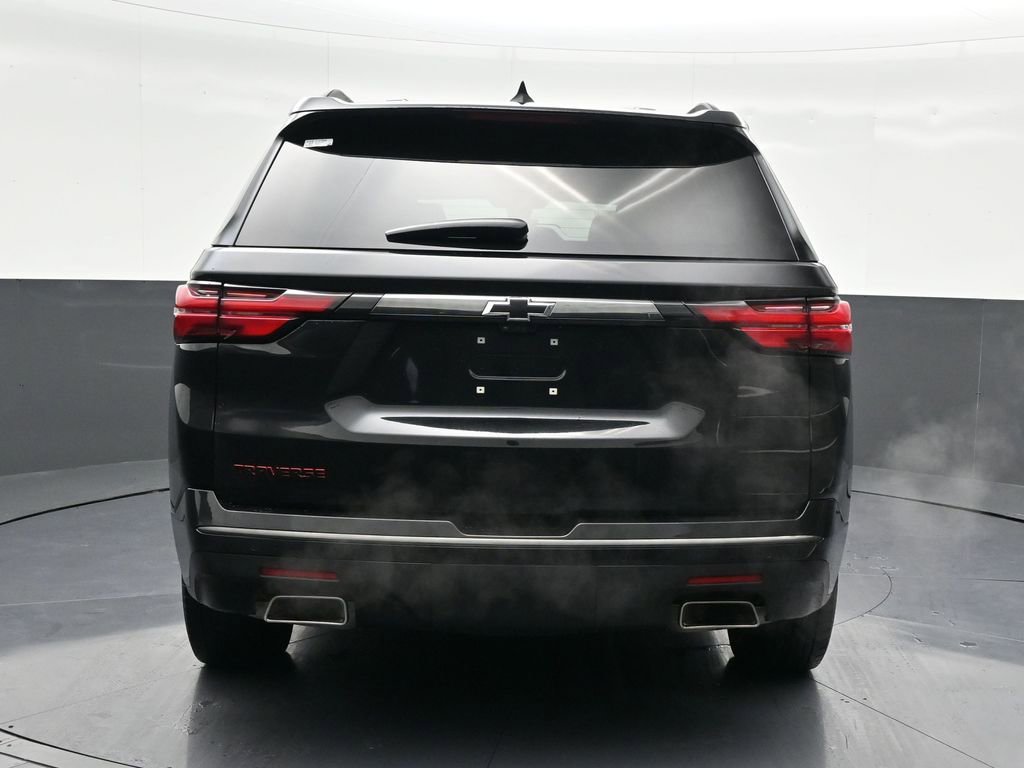 Used 2023 Chevrolet Traverse Premier w/ Redline Edition image 4