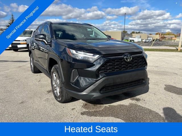 Used 2022 Toyota RAV4 XLE image 7