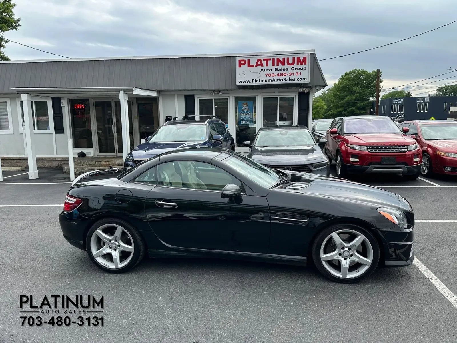 Used 2014 Mercedes-Benz SLK 350 image 2