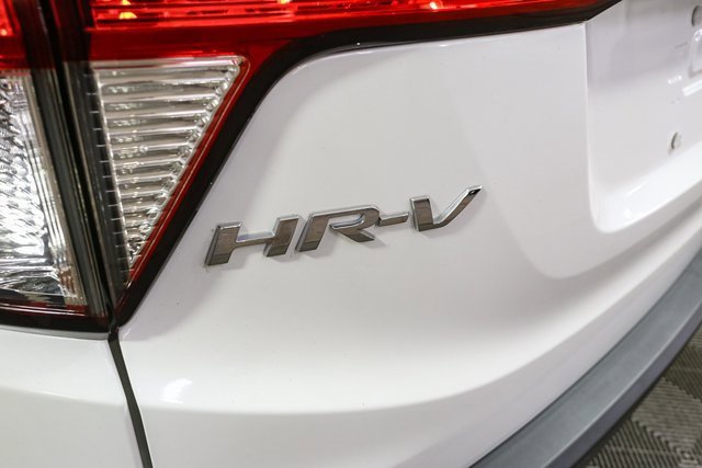 Used 2021 Honda HR-V EX image 9