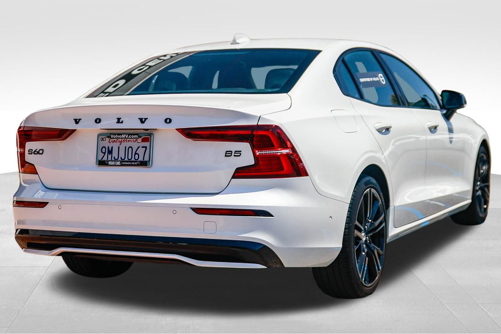 Used 2024 Volvo S60 B5 Plus FWD image 7
