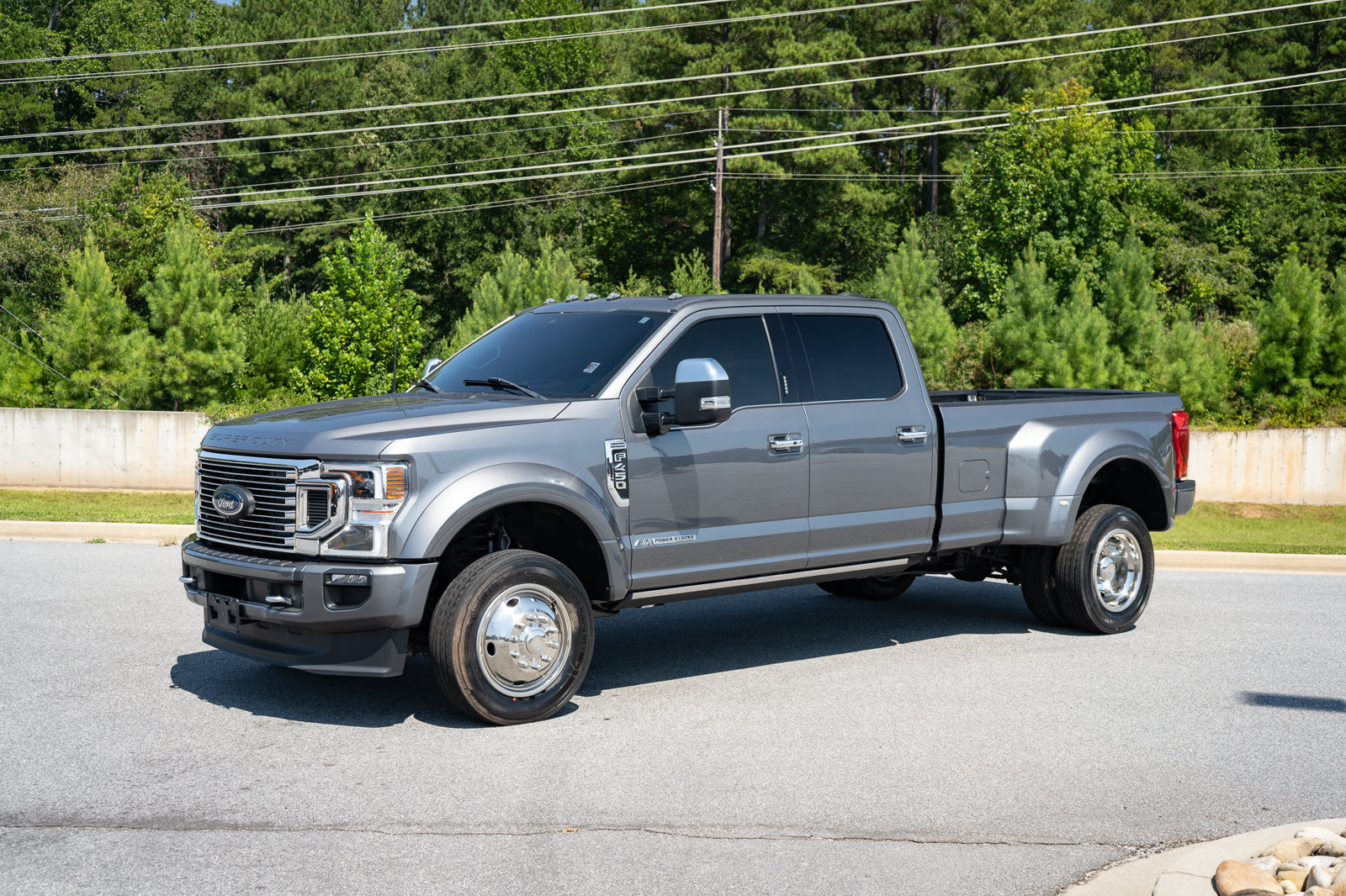 Used 2022 Ford F450 Platinum w/ FX4 Off-Road Package AWD/4WD image 10