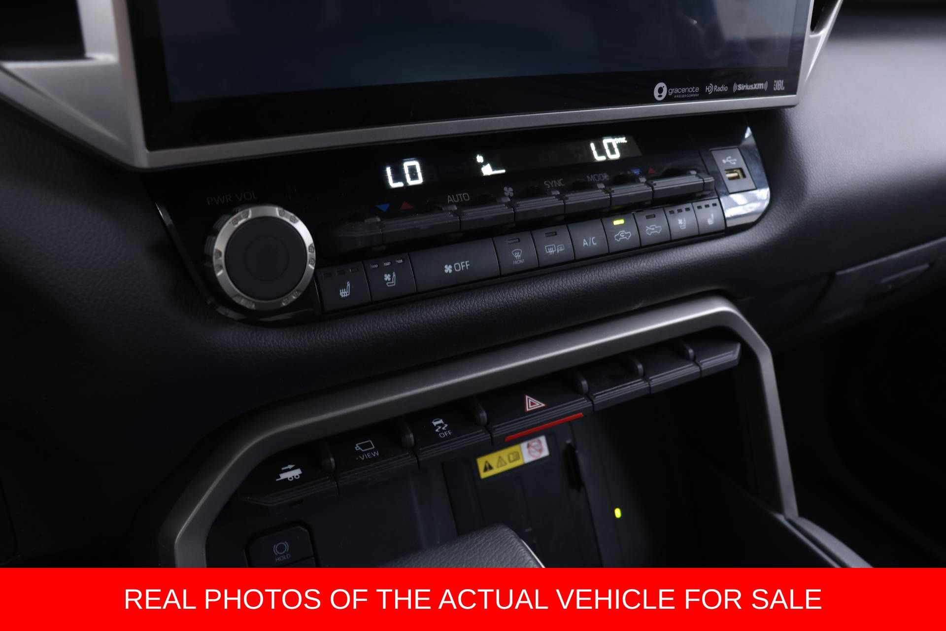 Used 2023 Toyota Tundra Limited AWD/4WD image 6