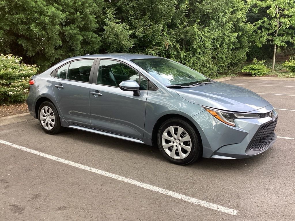 Used 2022 Toyota Corolla LE FWD image 7