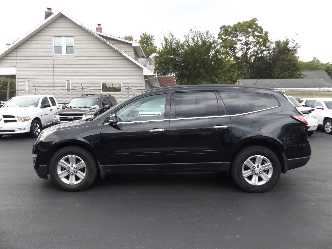 Used 2014 Chevrolet Traverse LT image 11
