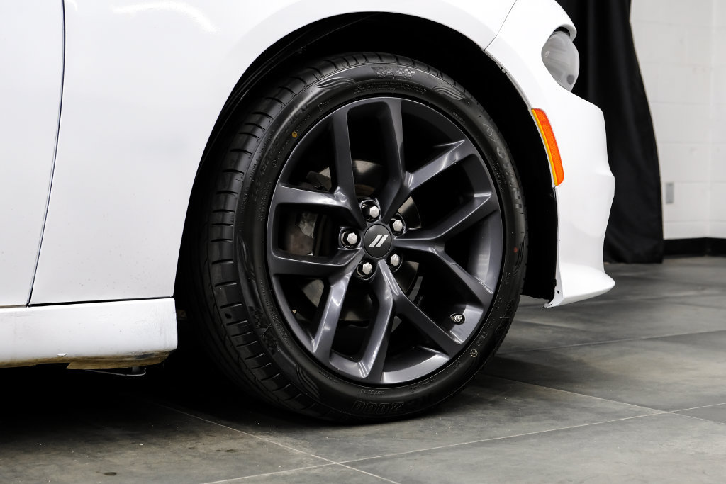 Used 2020 Dodge Charger SXT RWD image 51