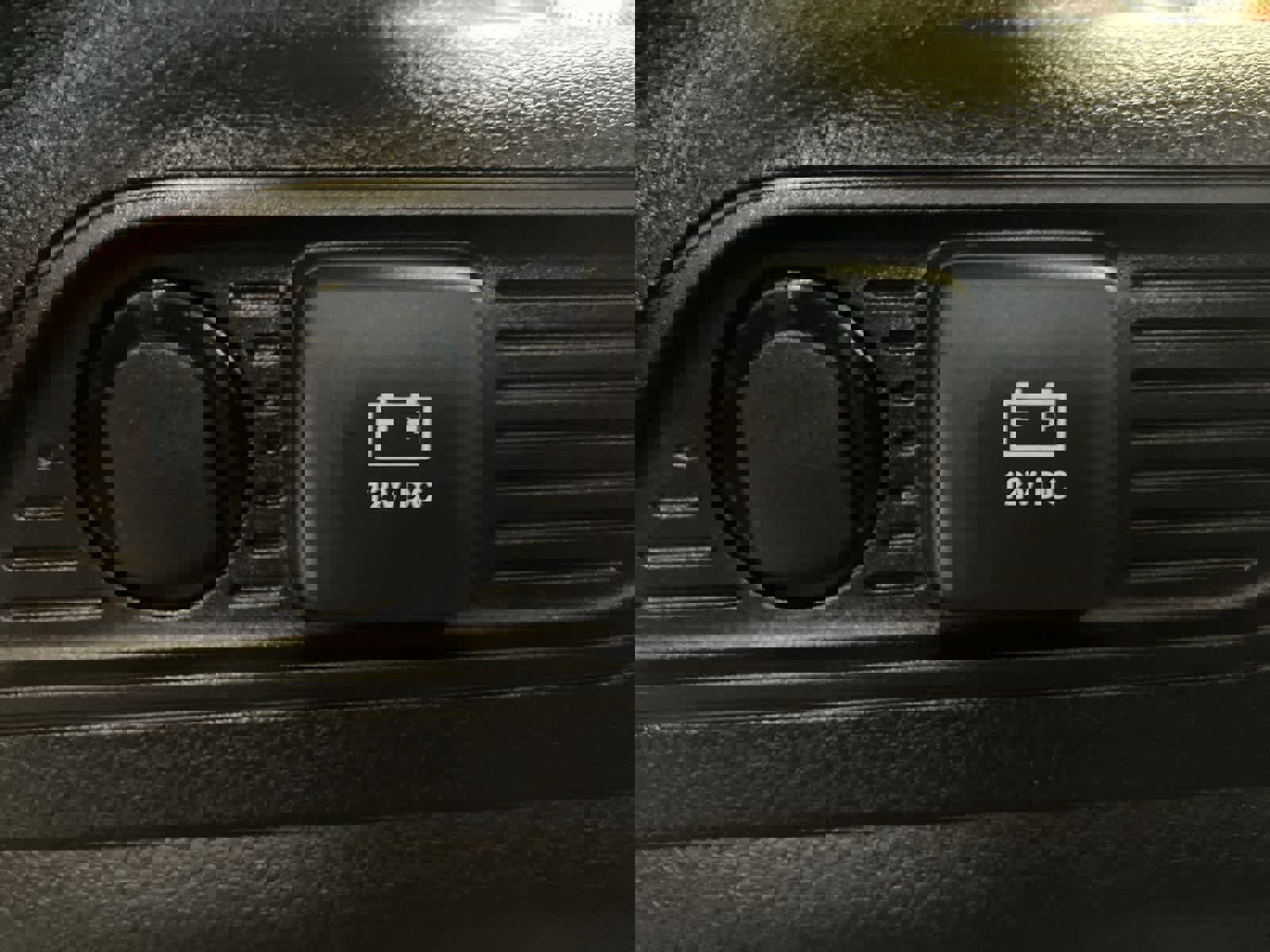 Used 2023 Jeep Grand Cherokee Limited w/ Luxury Tech Group II image 30