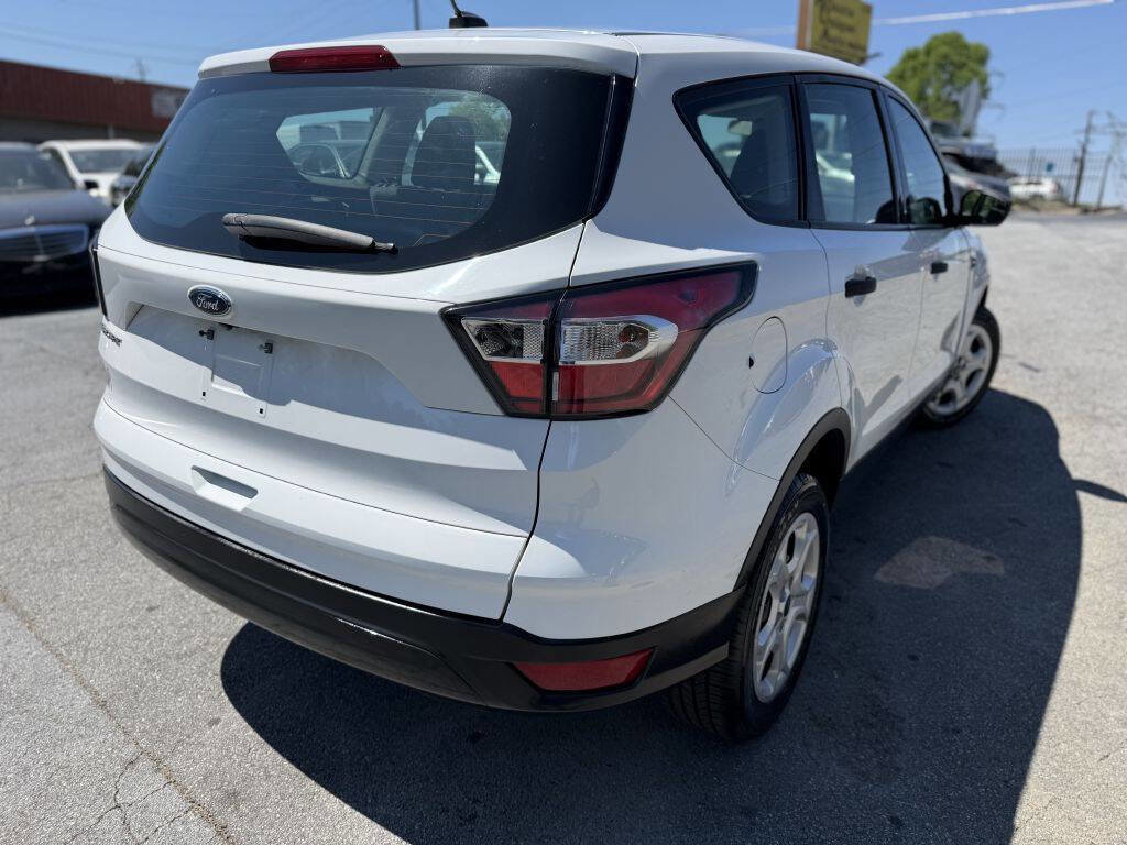 Used 2018 Ford Escape S FWD image 8