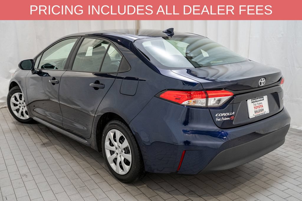 Used 2024 Toyota Corolla LE FWD image 3