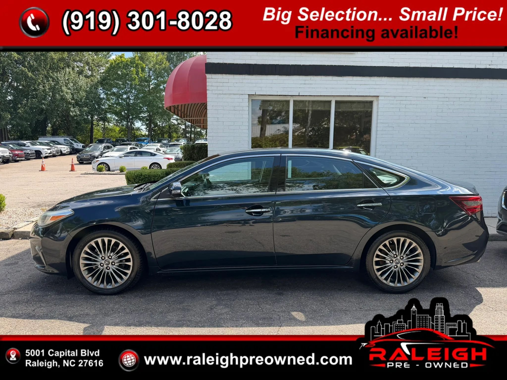 Used 2016 Toyota Avalon Limited w/ Toyota Safety Sense Package FWD image 1