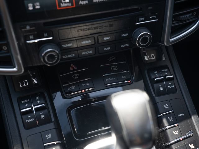 Certified 2017 Porsche Cayenne Platinum Edition AWD/4WD image 26