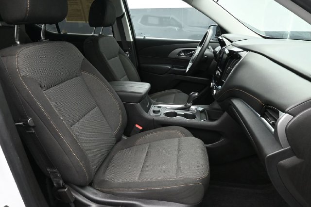 Used 2020 Chevrolet Traverse LS FWD image 31