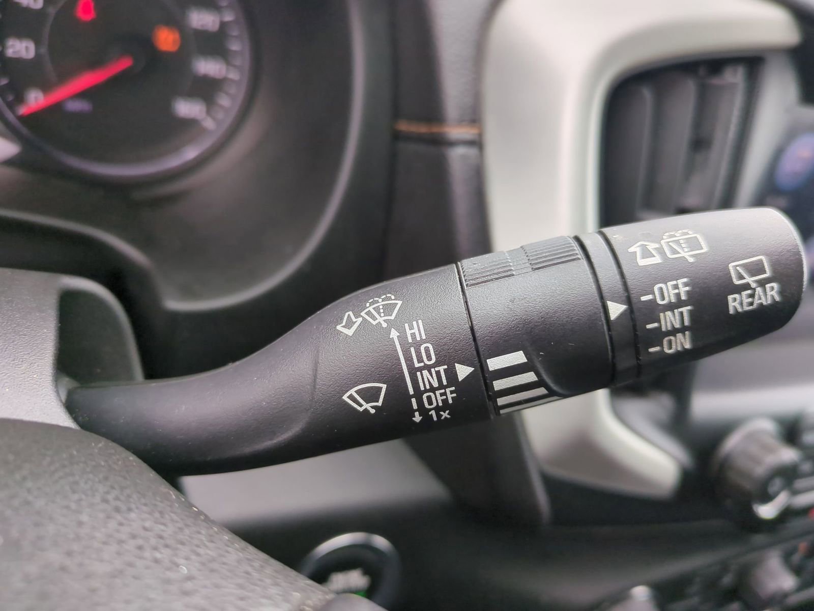 Used 2018 GMC Terrain SLT w/ Preferred Package image 32