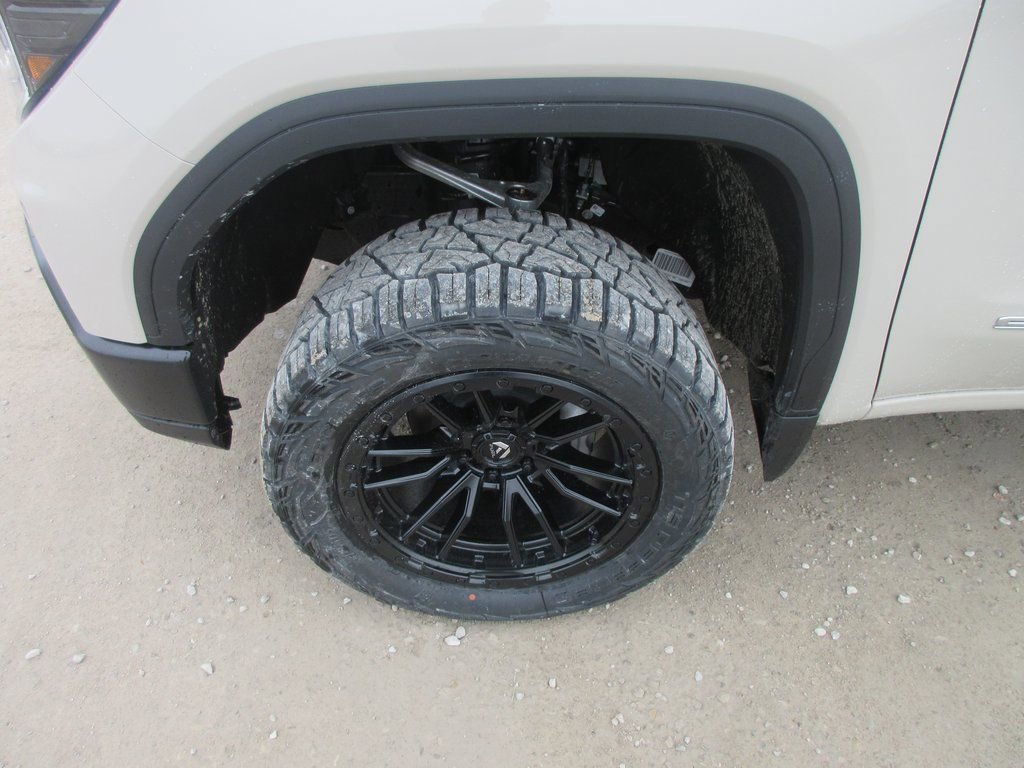 New 2026 GMC Sierra 1500 Pro w/ Pro Value Package image 11