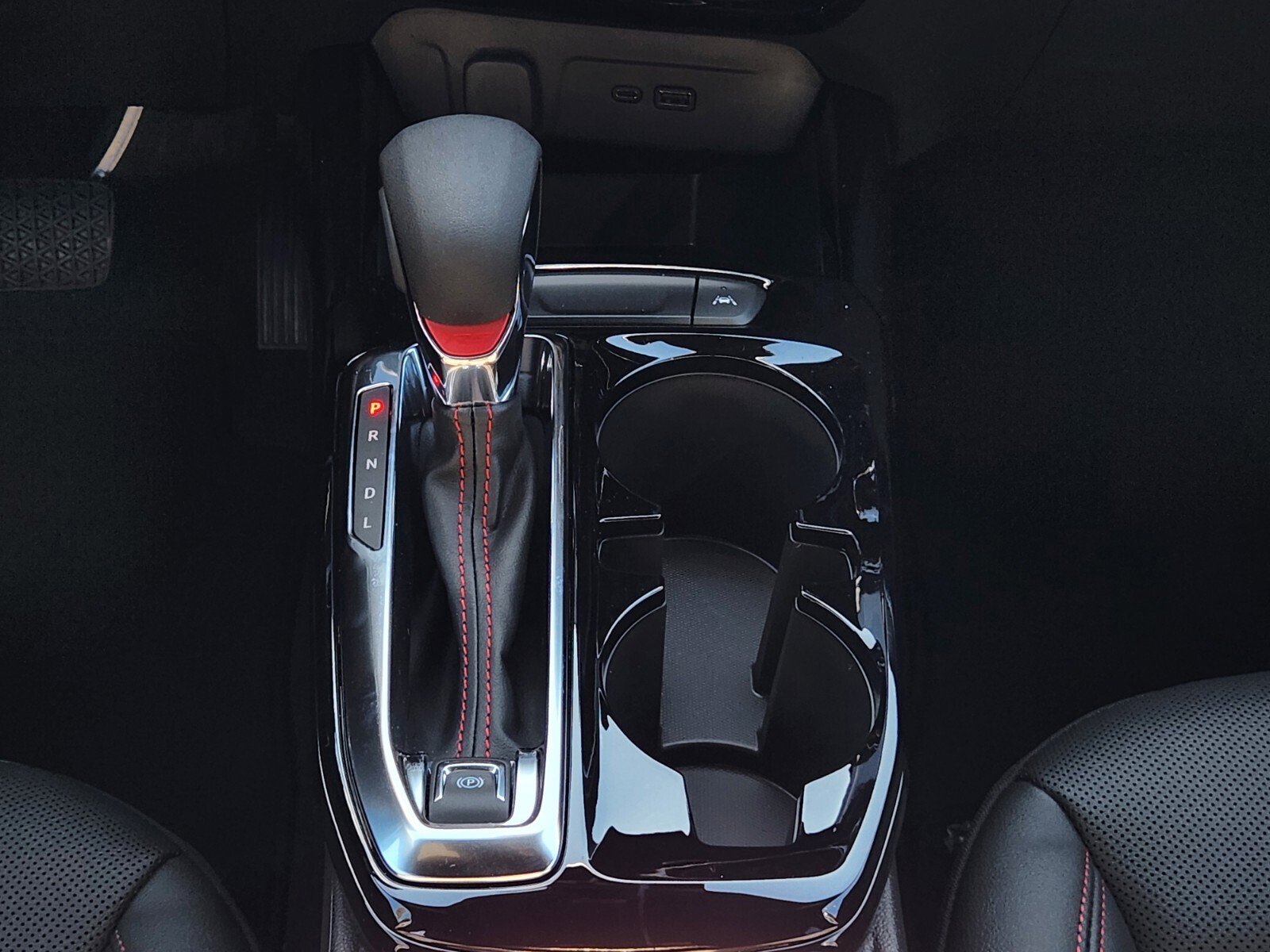 New 2026 Chevrolet Trax RS w/ Driver Confidence Package image 9