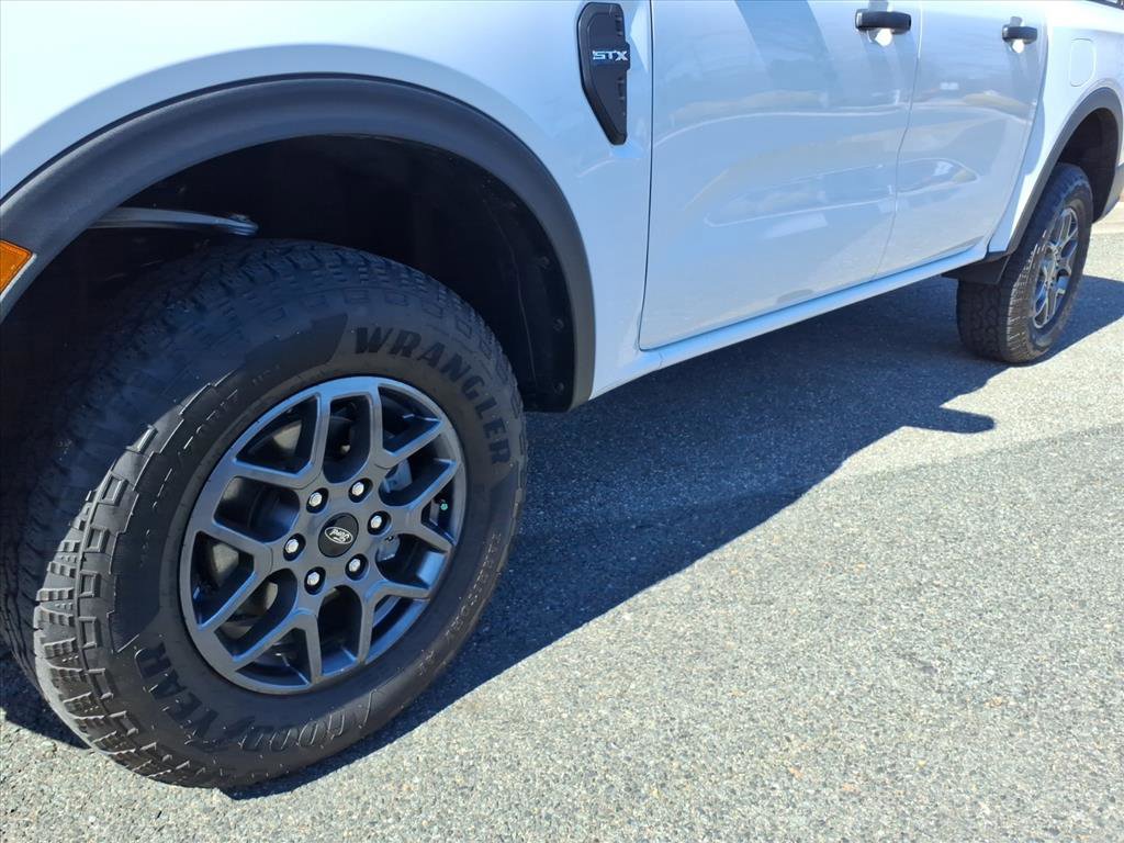 Used 2024 Ford Ranger XL image 9