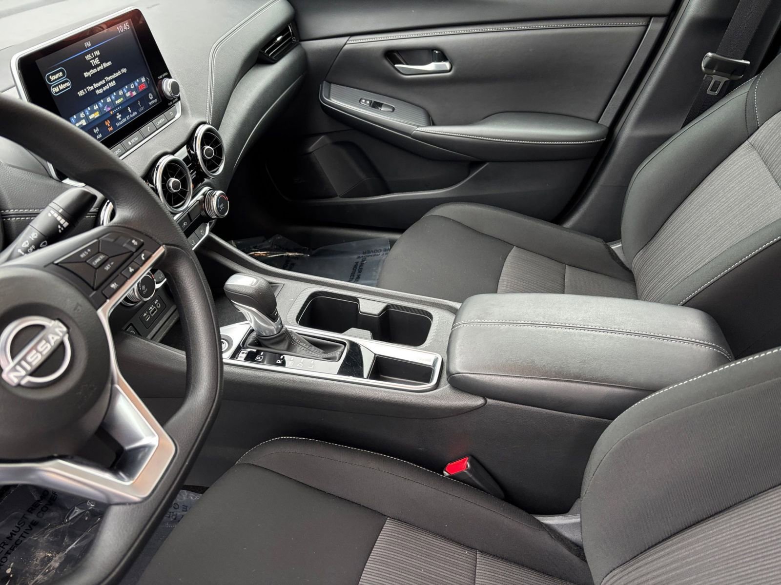 Used 2025 Nissan Sentra SV image 39