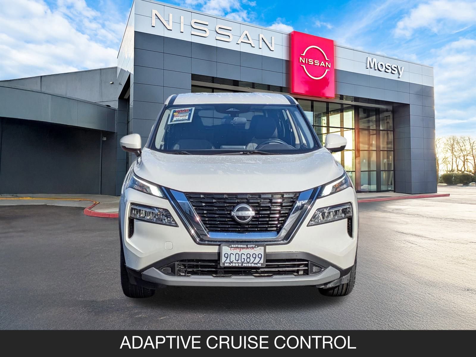 Certified 2023 Nissan Rogue SV image 4
